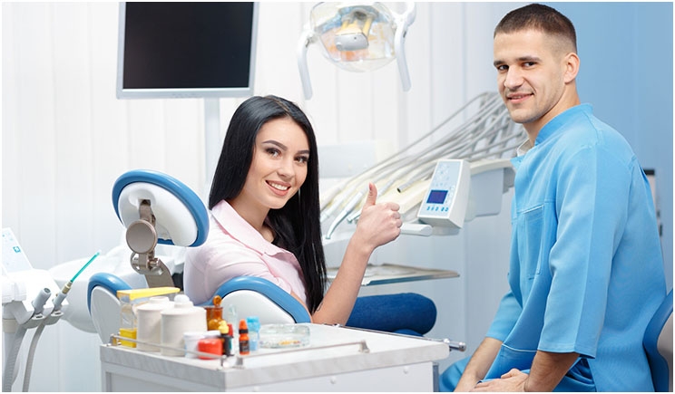 Looking For The Right Dental Clinic On The Go