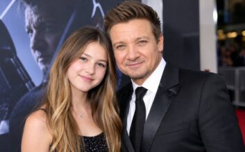 Jeremy Renner Daughter Ava